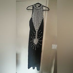 New nice beaded dress from India , the size would be 10-12 but India size is 2xl